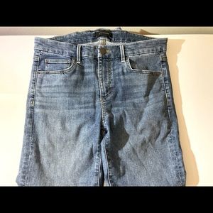 Ann Taylor Straight Leg cropped denim size 2